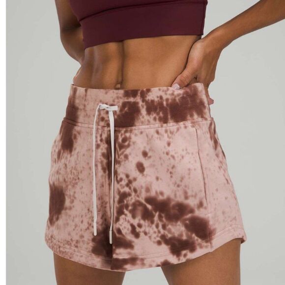 NWT LULULEMON Inner Glow High-Rise Short Size 4  Marble Dye Silky French terry - Picture 3 of 7